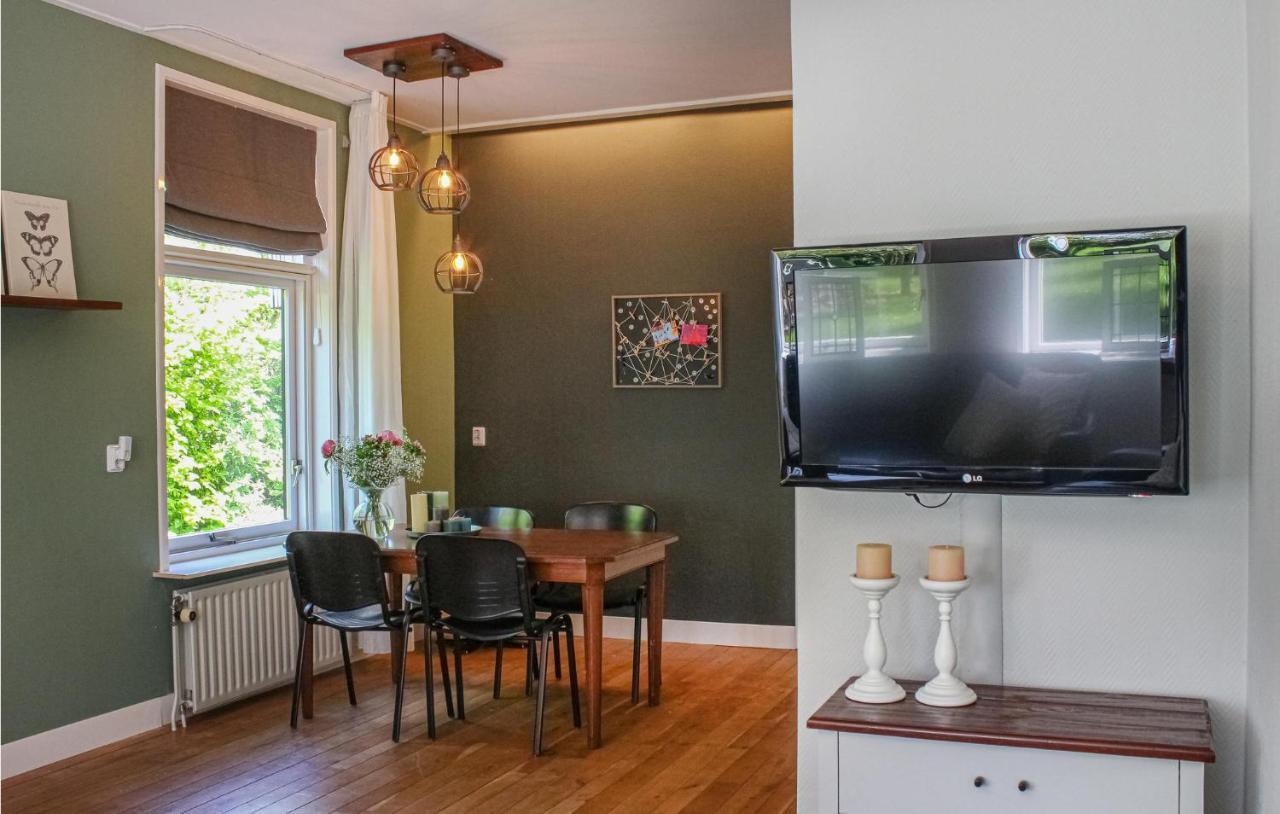 Gorgeous Home In Scharendijke With Kitchen Ngoại thất bức ảnh